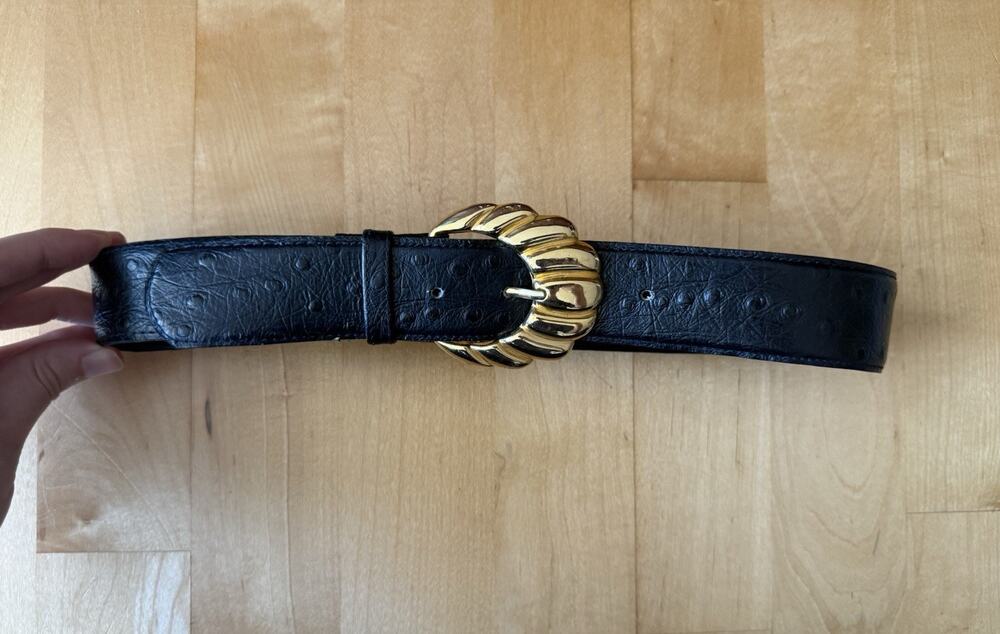 VTG Magid Women's Belt Black Leather Gold Art Deco Gold Buckle Small